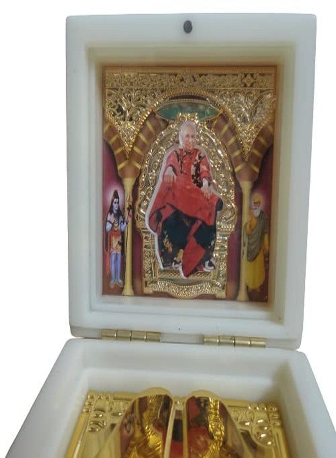 RK Basics Gurujii Charan Paduka مطلي بالذهب | GuruJi Maharaja Swaroop | Guru Ji Devotional Charan Paduka | صندوق الصلاة جورو جي ميني عرض ثلاثي الأبعاد لون أبيض - Image 5